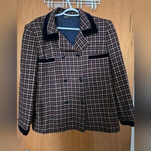 A.C.Nemil Sz.14 Brown Plaid double breasted blazer with navy blue velvet trim.